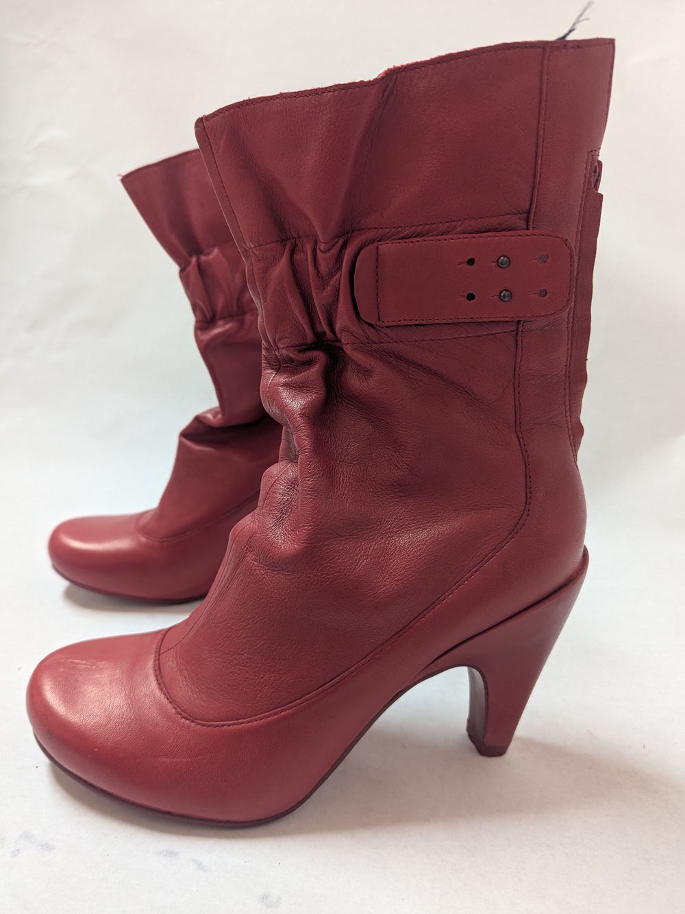Tsubo Red Leather Mid-Calf Heeled Boots